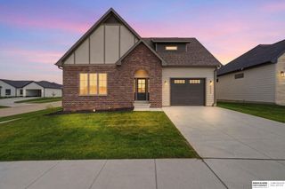 9508 Far Niente Lane, Lincoln, NE 68526
