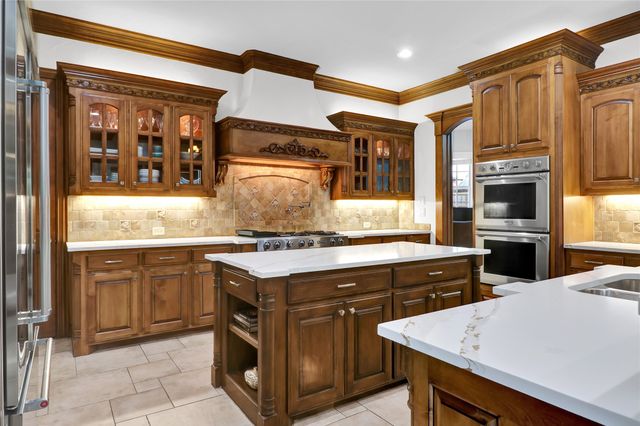 912 Chateau Court, Colleyville, TX 76034