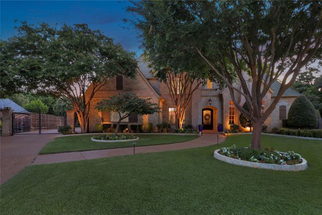 912 Chateau Court, Colleyville, TX 76034