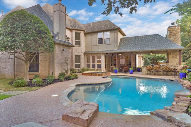 912 Chateau Court, Colleyville, TX 76034