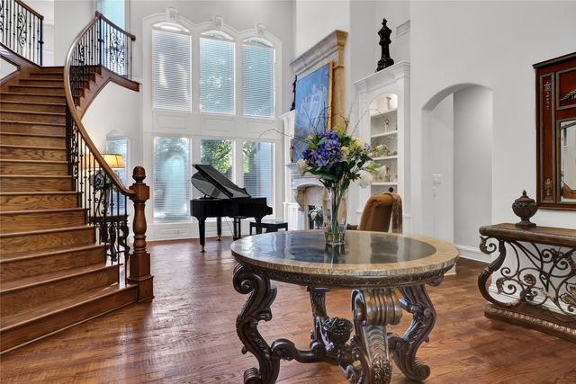 912 Chateau Court, Colleyville, TX 76034