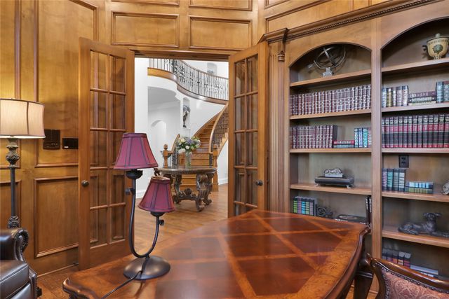 912 Chateau Court, Colleyville, TX 76034