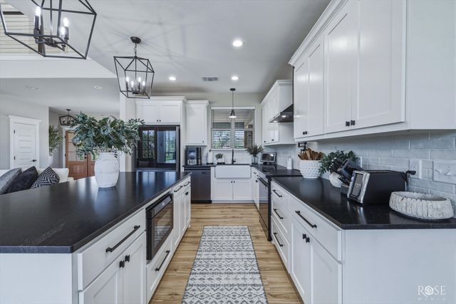 9736 Grey Wolf Lane, San Angelo, TX 76901