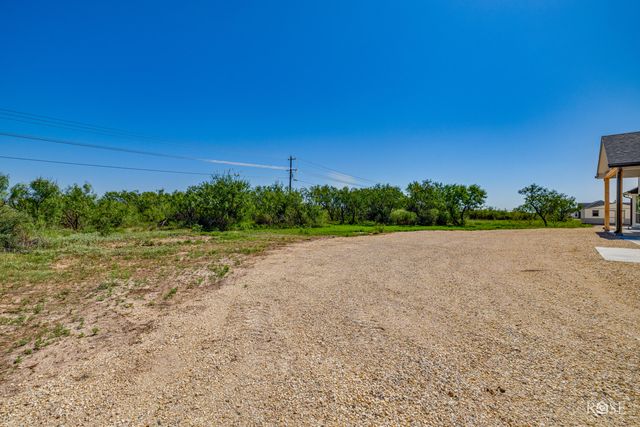 9736 Grey Wolf Lane, San Angelo, TX 76901