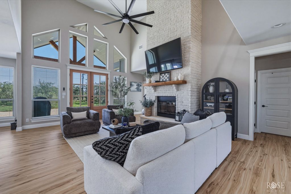 Image 10 of property listing at 9736 Grey Wolf Lane, San Angelo, TX 76901
