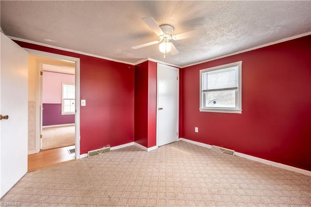701 Lincoln Road, Galax, VA 24333