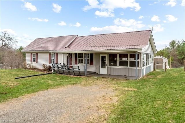 701 Lincoln Road, Galax, VA 24333