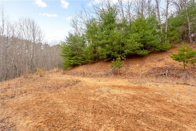 701 Lincoln Road, Galax, VA 24333