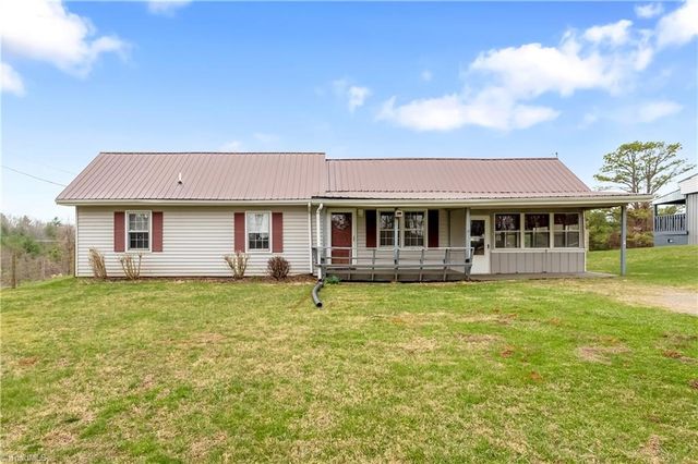 701 Lincoln Road, Galax, VA 24333