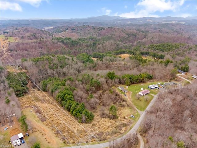 701 Lincoln Road, Galax, VA 24333
