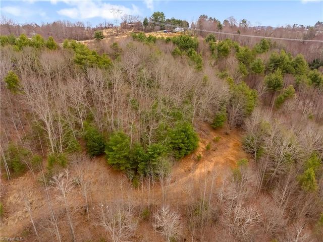 701 Lincoln Road, Galax, VA 24333
