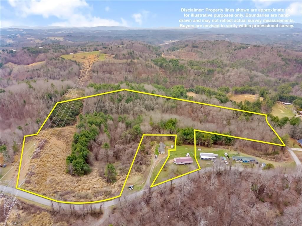 701 Lincoln Road, Galax, VA 24333