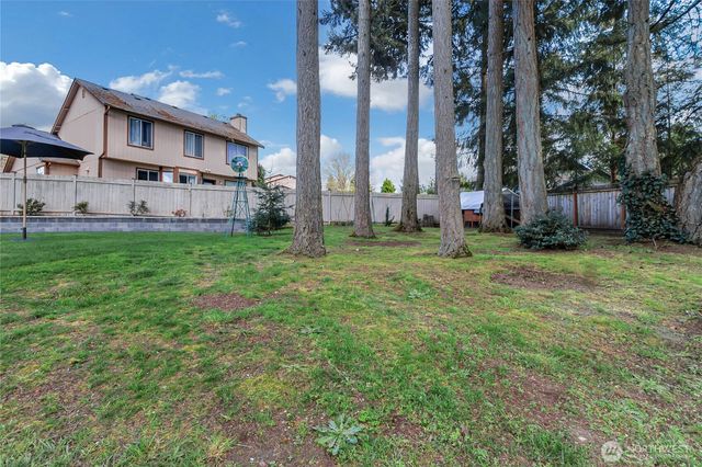 10102 99th St SW, Lakewood, WA 98498