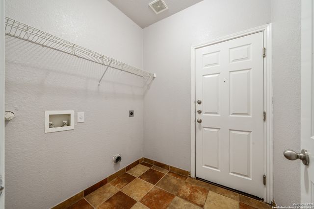 9319 LONGMIRE TRACE, San Antonio, TX 78245