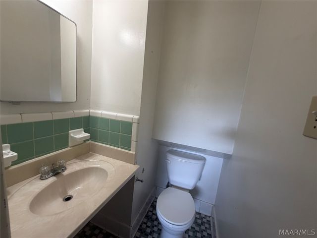 1843 SYLVAN Drive, Montgomery, AL 36106
