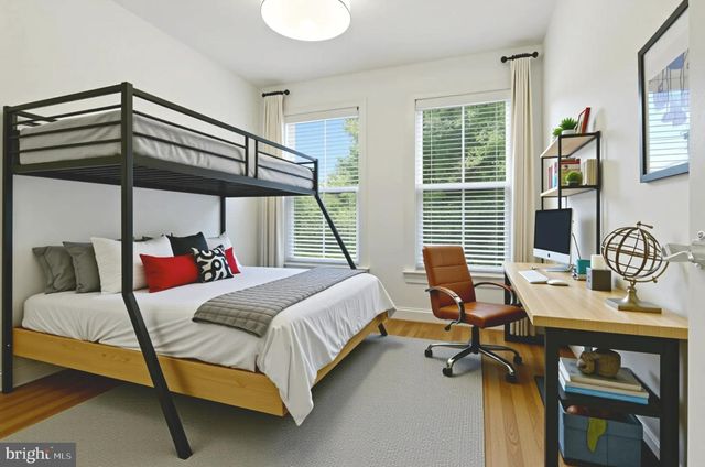 9421 CANONBURY SQ, Fairfax, VA 22031