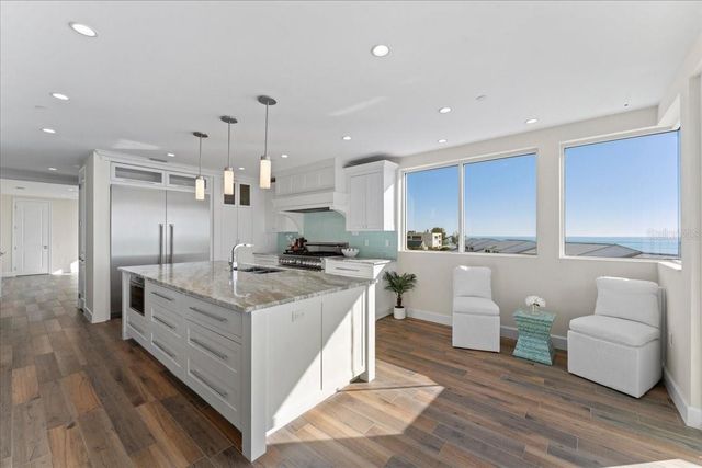 2708 N BEACH ROAD 5, Englewood, FL 34223