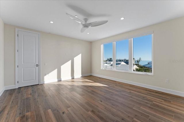 2708 N BEACH ROAD 5, Englewood, FL 34223