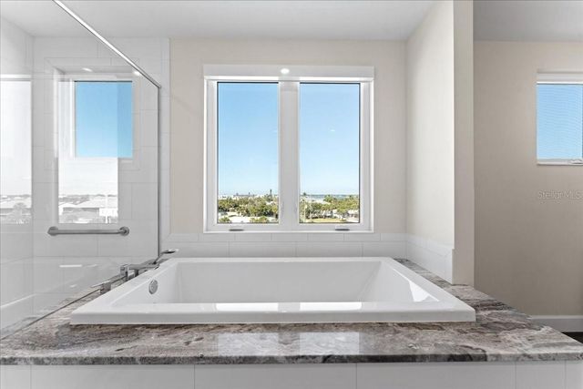 2708 N BEACH ROAD 5, Englewood, FL 34223