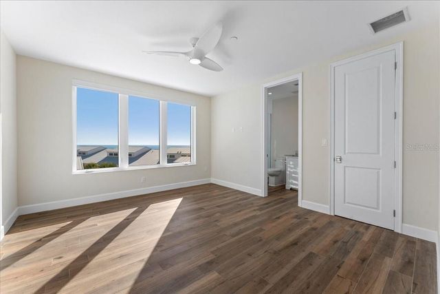 2708 N BEACH ROAD 5, Englewood, FL 34223