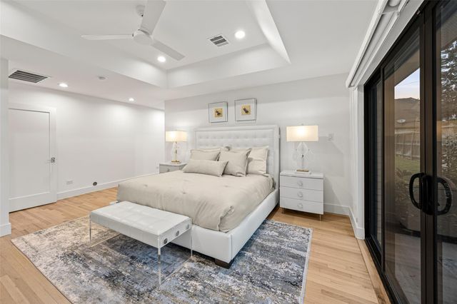 5658 Del Monte Drive, Houston, TX 77056