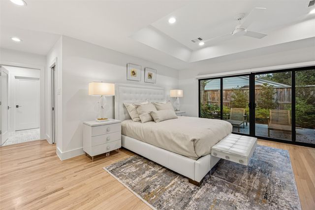 5658 Del Monte Drive, Houston, TX 77056