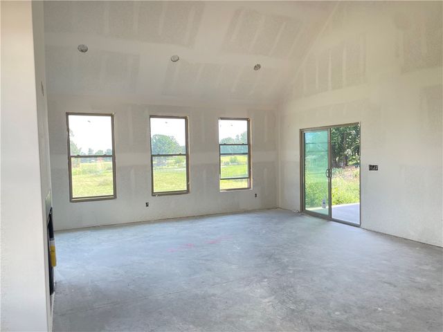 1039 NW Vaughn Road, Bentonville, AR 72713