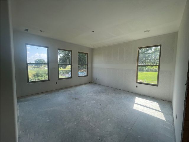 1039 NW Vaughn Road, Bentonville, AR 72713