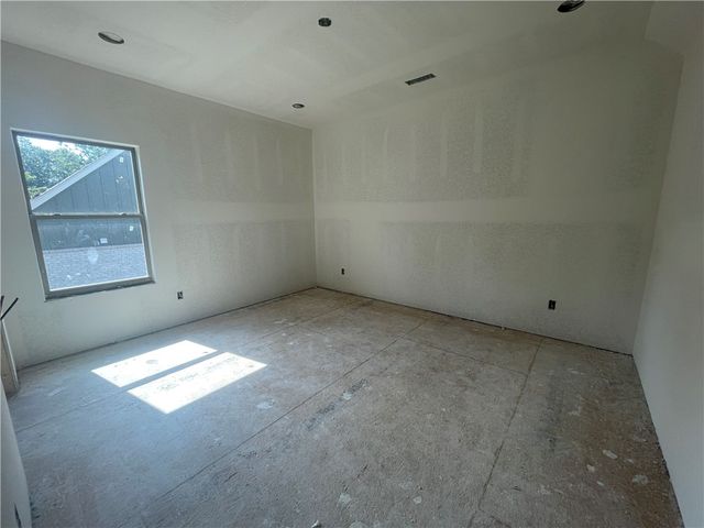 1039 NW Vaughn Road, Bentonville, AR 72713