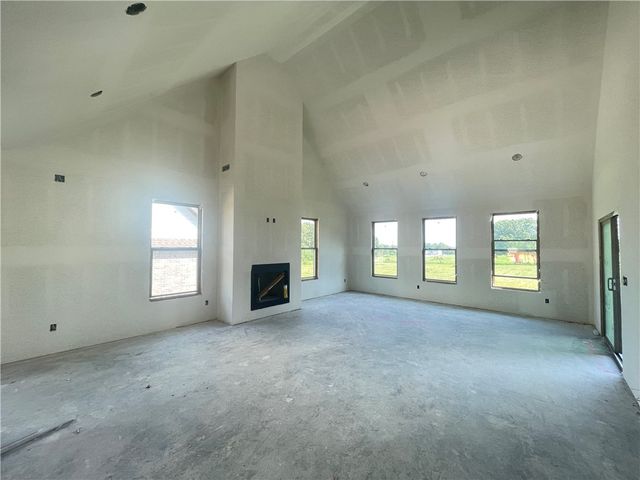 1039 NW Vaughn Road, Bentonville, AR 72713