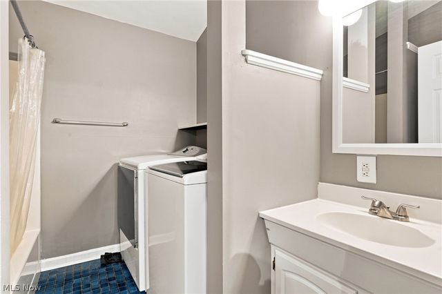 1963 Fulton Place, Cleveland, OH 44113