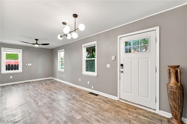 1963 Fulton Place, Cleveland, OH 44113