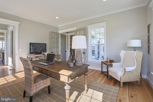 1580 LOUDOUN DR, Haymarket, VA 20169