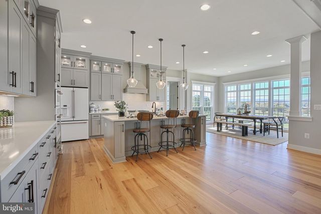 1580 LOUDOUN DR, Haymarket, VA 20169