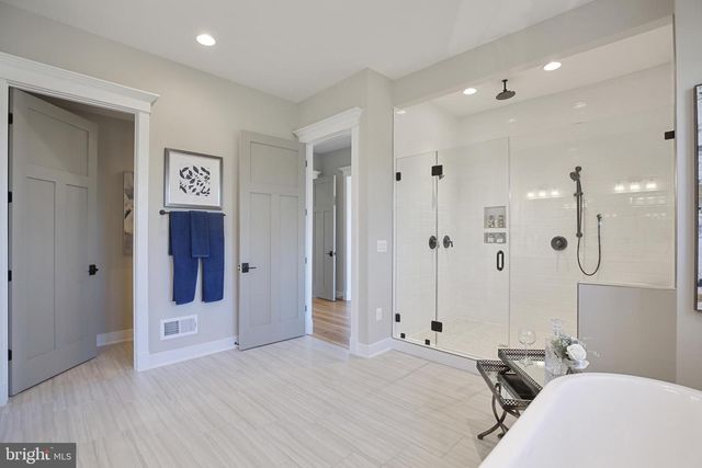 1580 LOUDOUN DR, Haymarket, VA 20169