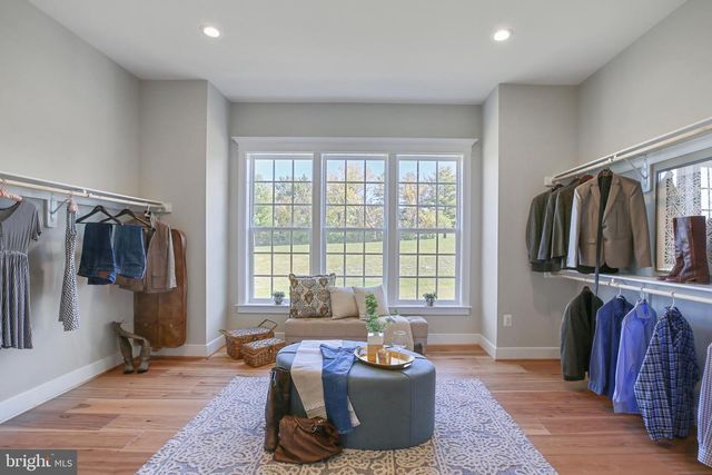1580 LOUDOUN DR, Haymarket, VA 20169