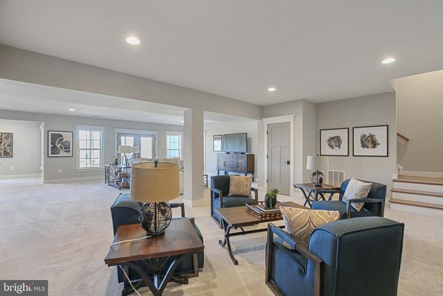 1580 LOUDOUN DR, Haymarket, VA 20169