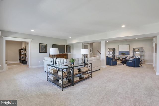 1580 LOUDOUN DR, Haymarket, VA 20169