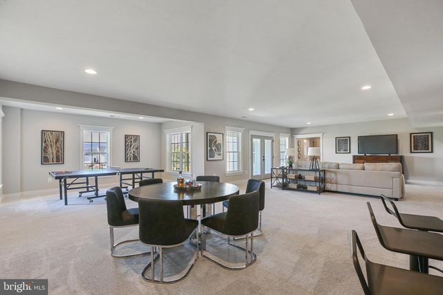 1580 LOUDOUN DR, Haymarket, VA 20169