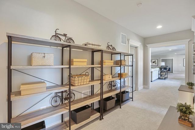 1580 LOUDOUN DR, Haymarket, VA 20169