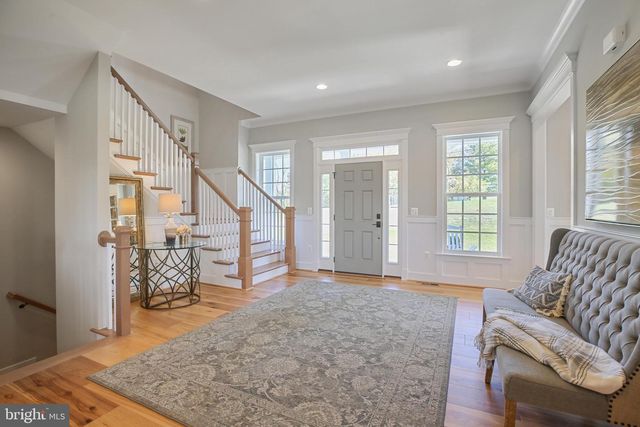 1580 LOUDOUN DR, Haymarket, VA 20169