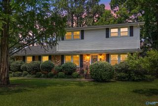 11242 Hillwood Drive SE, Huntsville, AL 35803