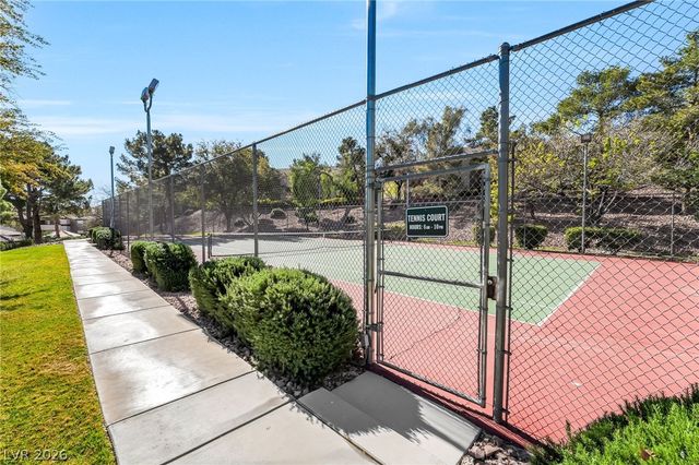 231 West Horizon Ridge Parkway 1315, Henderson, NV 89012