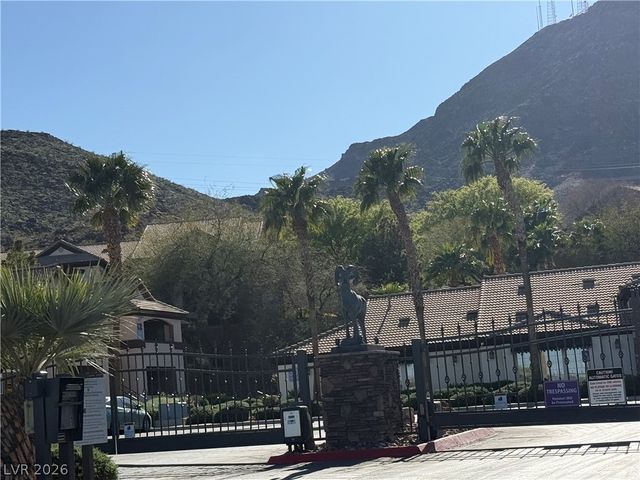 231 West Horizon Ridge Parkway 1315, Henderson, NV 89012