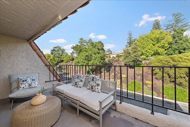 127 Puesta Del Sol, Los Gatos, CA 95032
