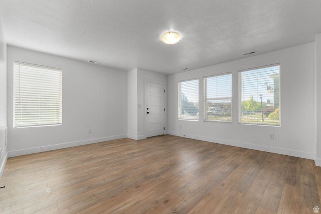 8307 S DURHAM ST, Sandy, UT 84070