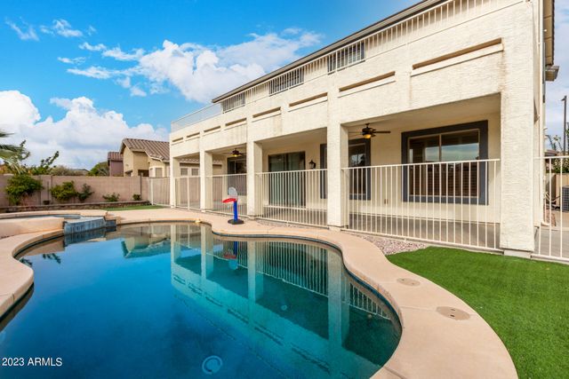 14823 W WINDSOR Avenue, Goodyear, AZ 85395