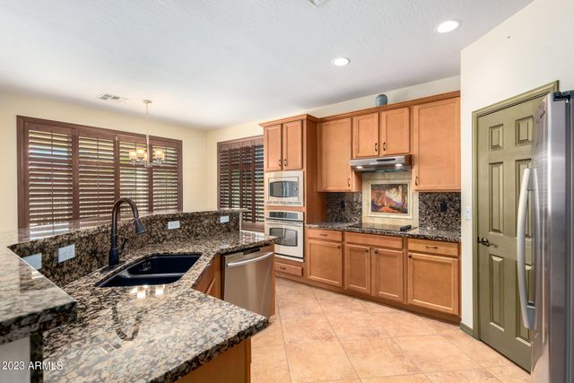 14823 W WINDSOR Avenue, Goodyear, AZ 85395