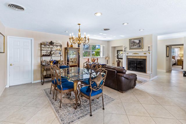 622 SW Pine Tree Lane, Palm City, FL 34990