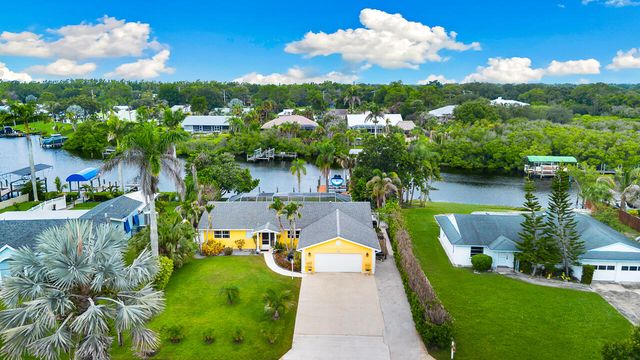 622 SW Pine Tree Lane, Palm City, FL 34990